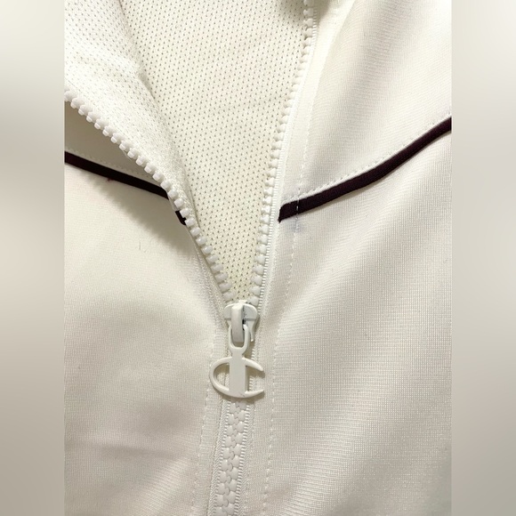 CHAMPION Off White/Pink/Purple Women’s Jacket/Sweater Large - Never Worn! - Picture 4 of 5